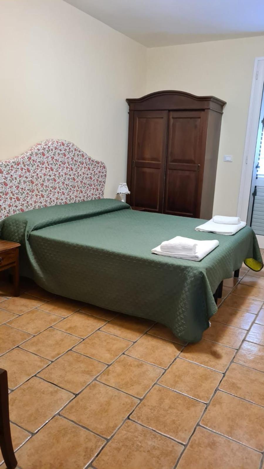 Villa Rosa Candida San Foca Room photo